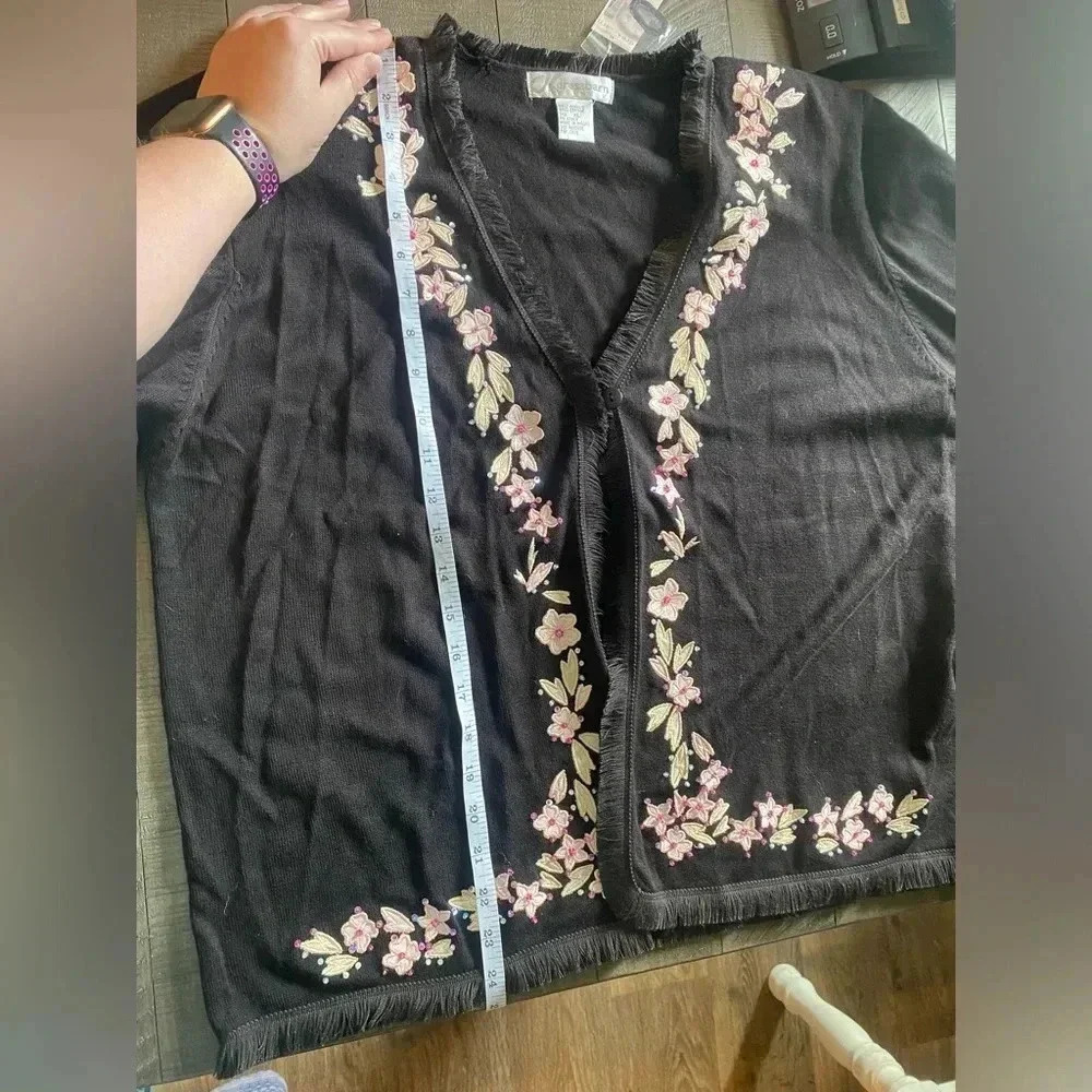Vintage Dress Barn flower and fringe cardigan sweater - Picture 7 of 10